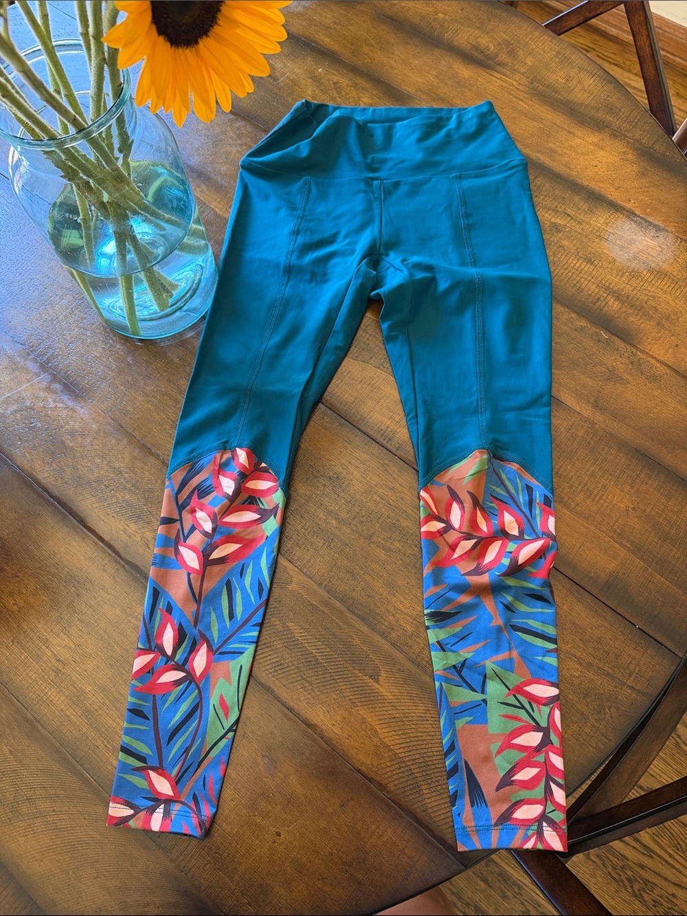 Seea Teal Calafia Surf Leggings with Tropical Leaf Panels - Small